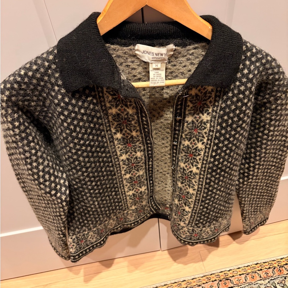 Nordic Patterned Wool Button Cardigan - Picture 3 of 4